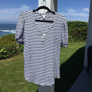 BANANA REPUBLIC Black & White Striped Shirt🔴